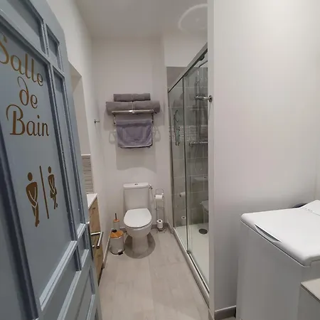 Apartment Rive Droite